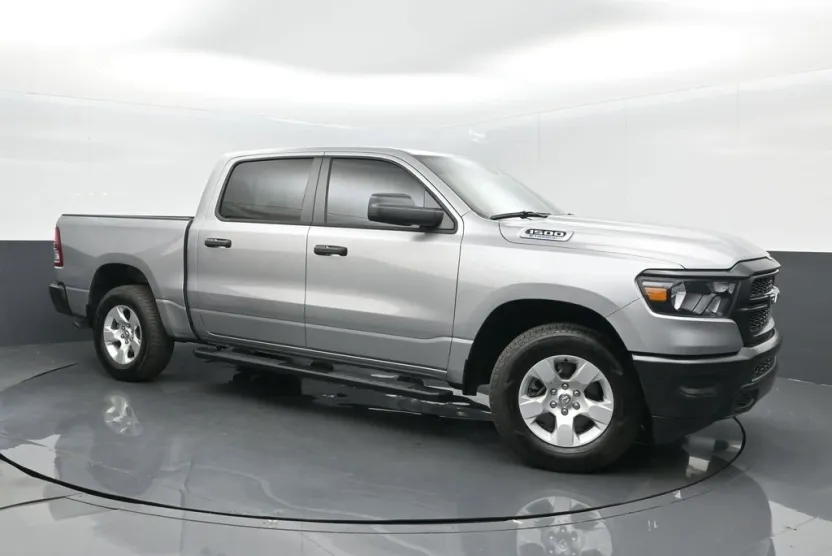 2024 Ram 1500 Tradesman photo 1