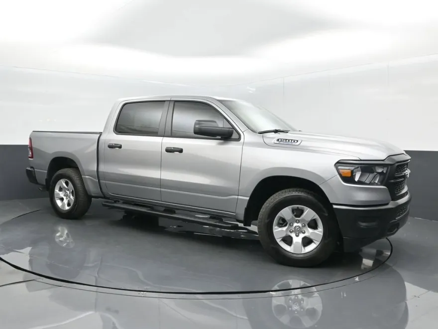 2024 Ram 1500 Tradesman photo 1