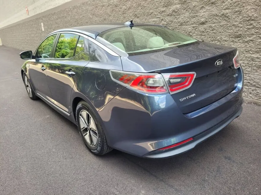 2015 Kia Optima Hybrid photo 1