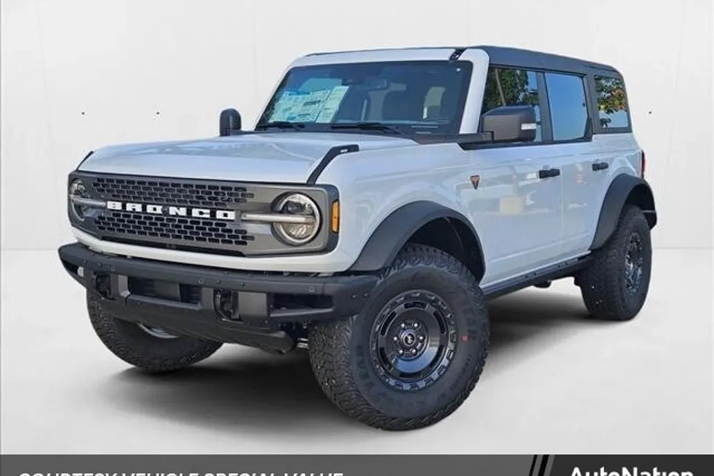 2025 Ford Bronco Badlands photo 1