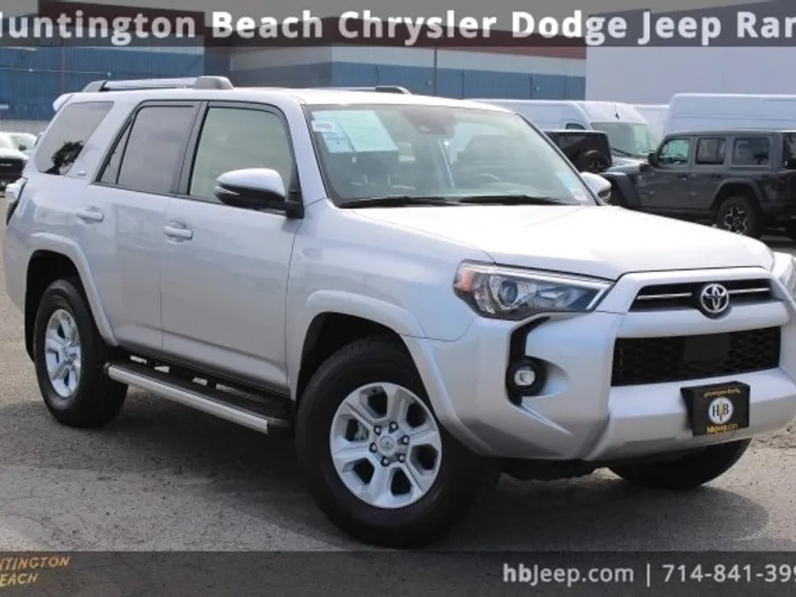 2023 Toyota 4Runner SR5 Premium photo 1