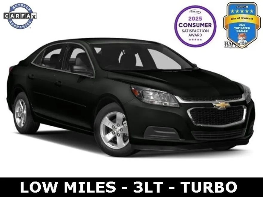 2015 Chevrolet Malibu 2LT photo 1