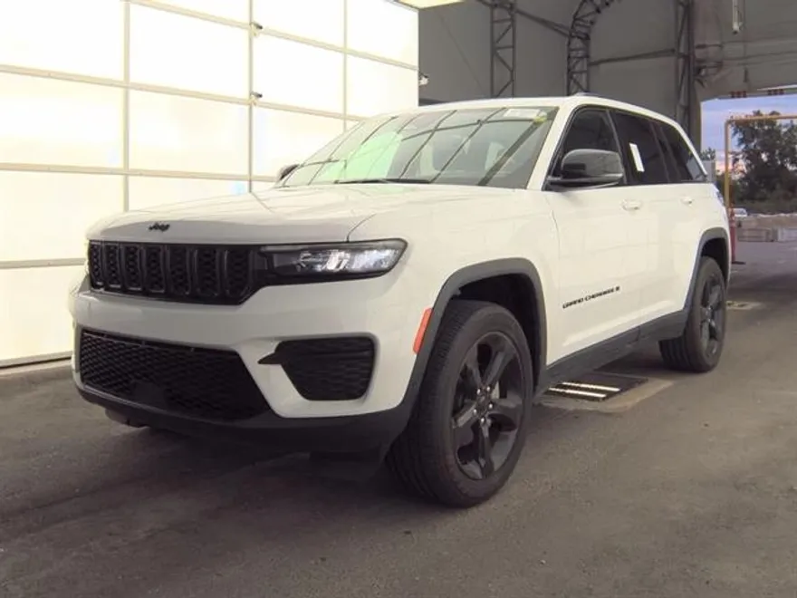 2023 Jeep Grand Cherokee Altitude X photo 1