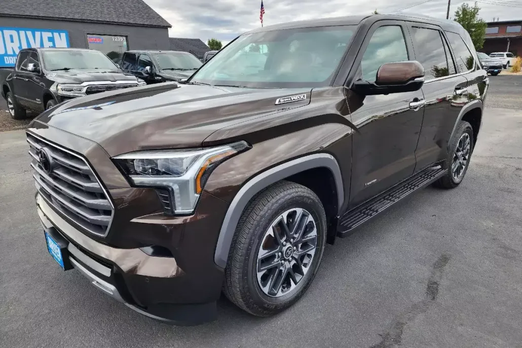2024 Toyota Sequoia Limited photo 1