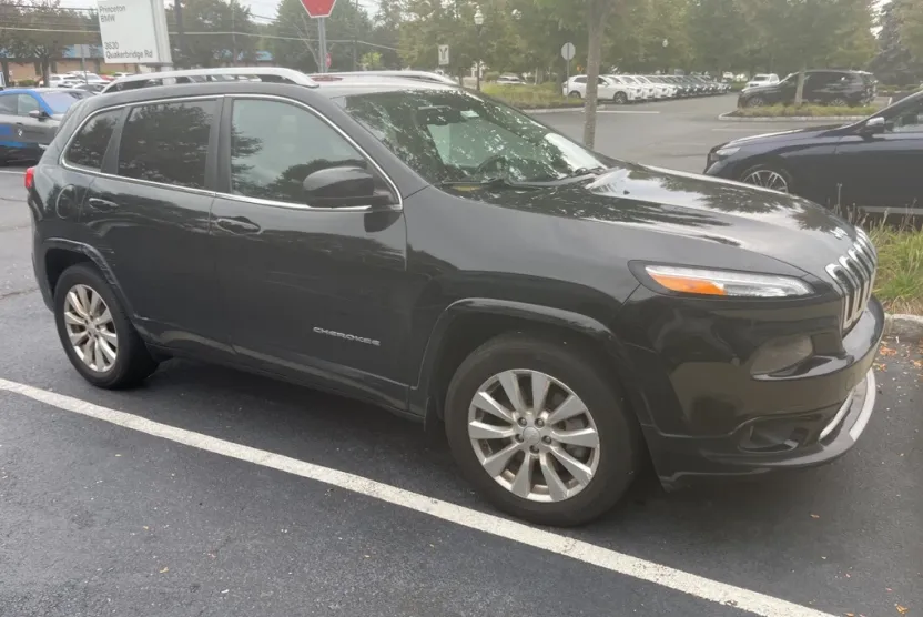2018 Jeep Cherokee Overland photo 1