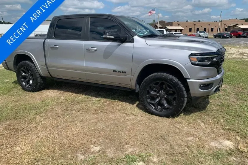 2022 Ram 1500 Limited Night Edition photo 1