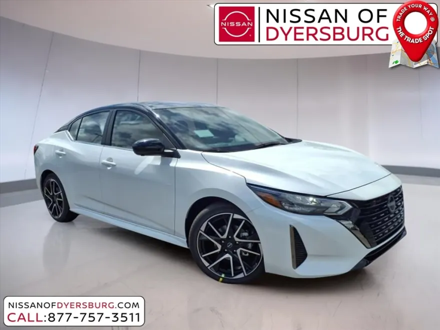 2025 Nissan Sentra SR photo 1