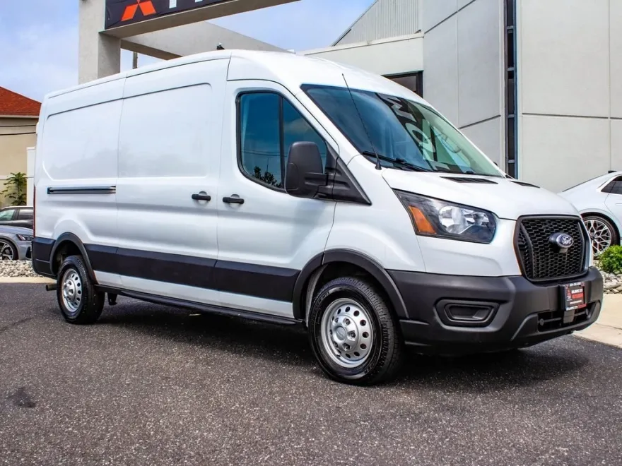 2023 Ford Transit photo 3
