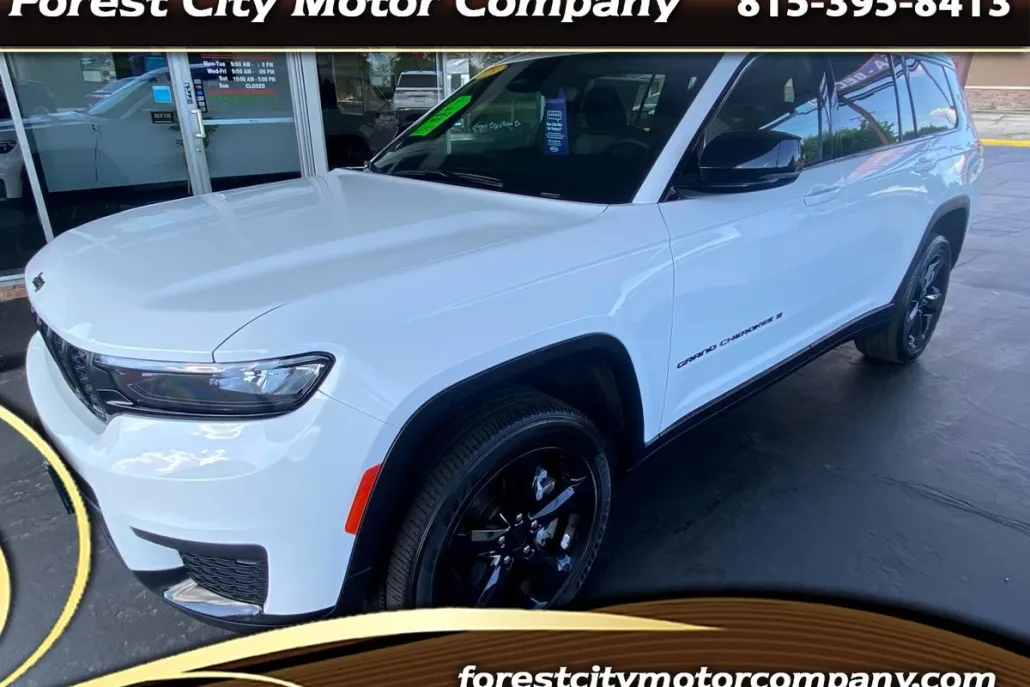 2023 Jeep Grand Cherokee Altitude photo 1
