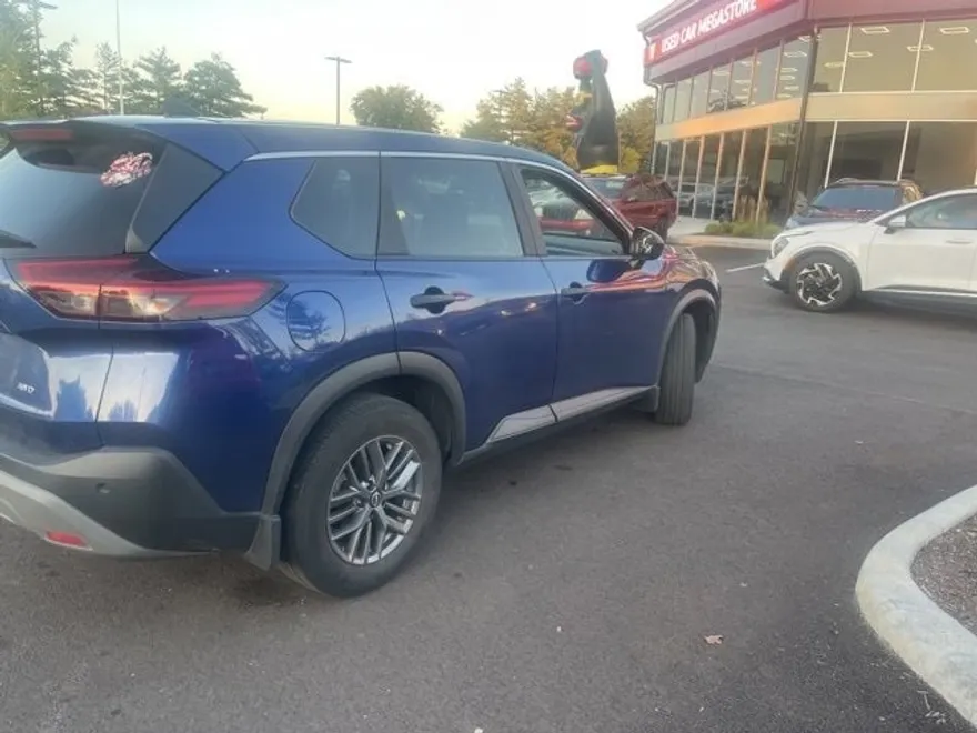 2023 Nissan Rogue S photo 1