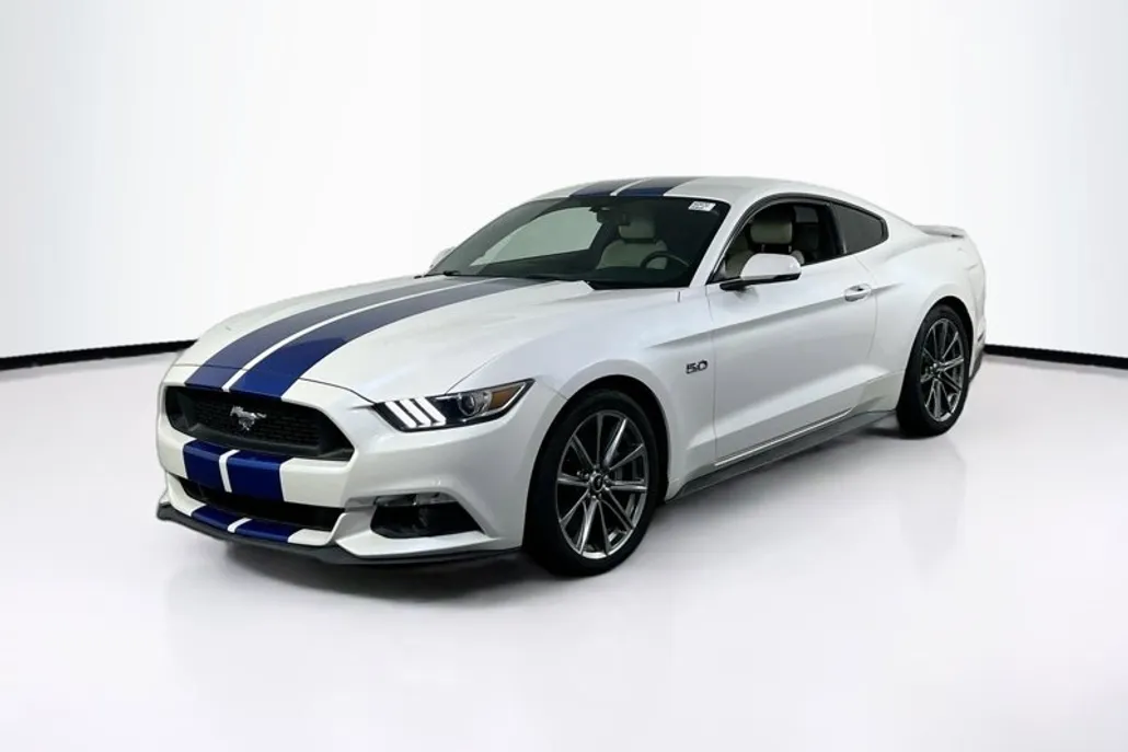 2017 Ford Mustang GT Premium photo 1