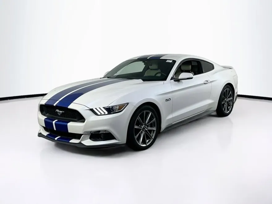 2017 Ford Mustang GT Premium photo 1
