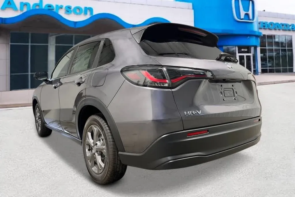 2026 Honda HR-V LX photo 1