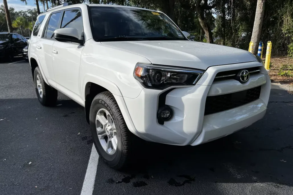 2024 Toyota 4Runner SR5 photo 1