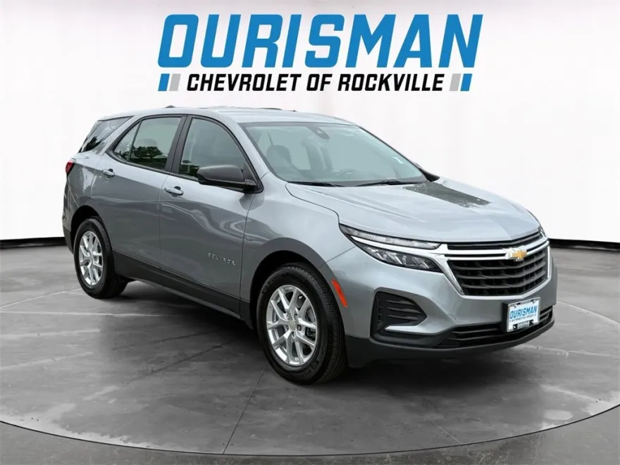2024 Chevrolet Equinox LS photo 1