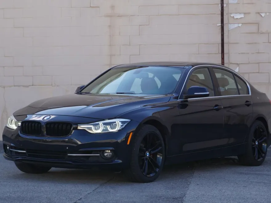 2017 Bmw 330i xDrive photo 1