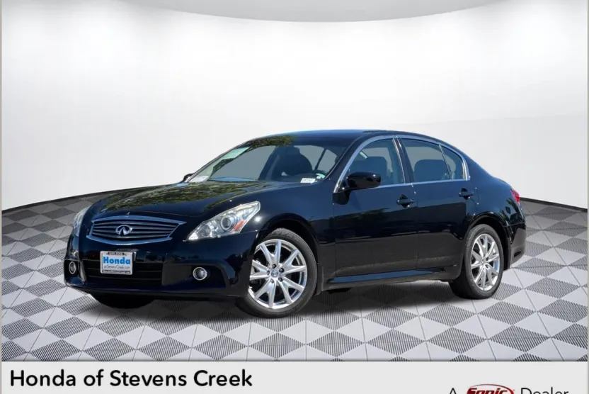 2012 Infiniti G37 photo 1