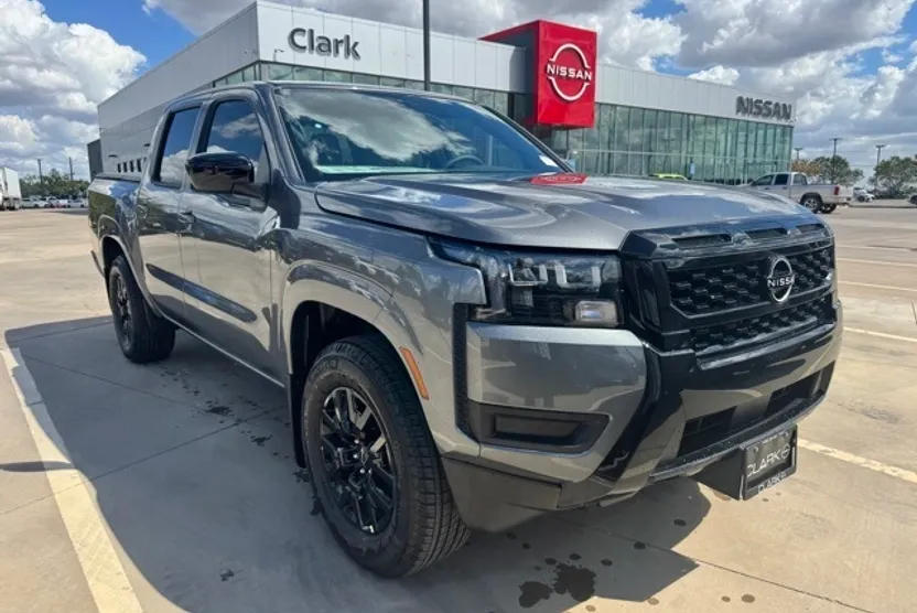 2026 Nissan Frontier SV photo 1