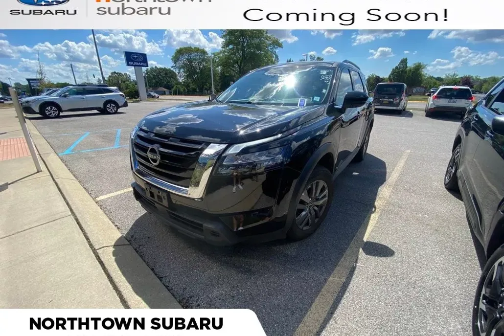 2025 Nissan Pathfinder SV photo 1