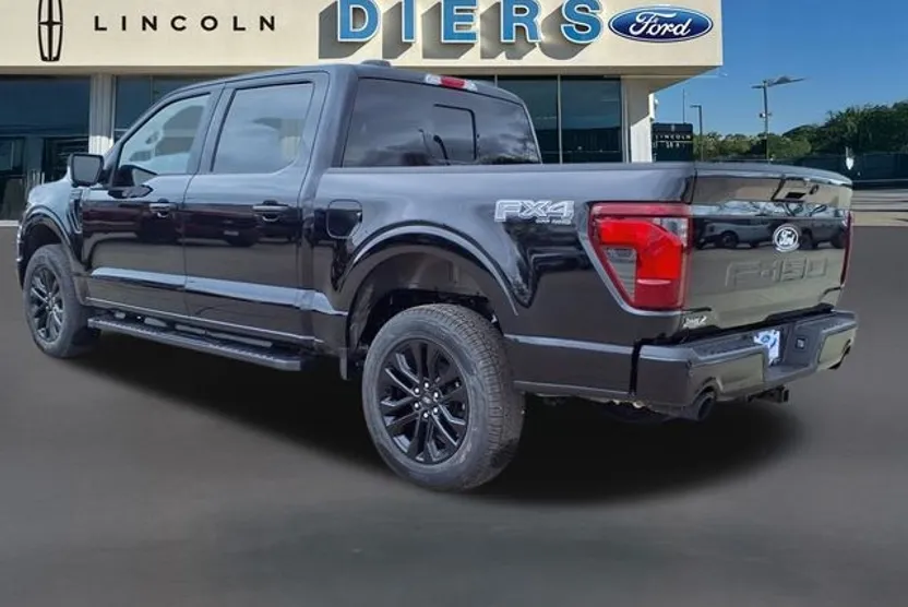 2025 Ford F-150 XLT photo 1