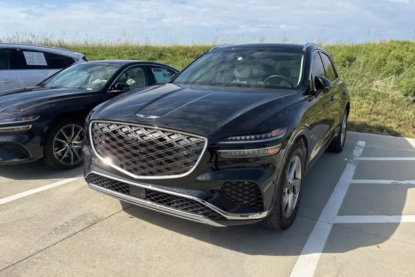 2026 Genesis GV70 2.5T Advanced photo 1