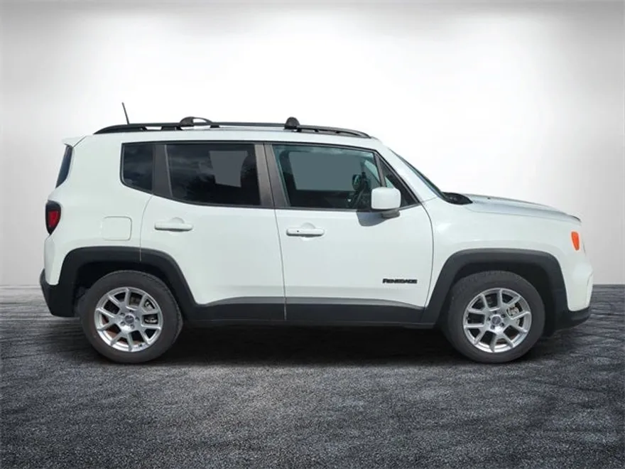 2021 Jeep Renegade Latitude photo 1