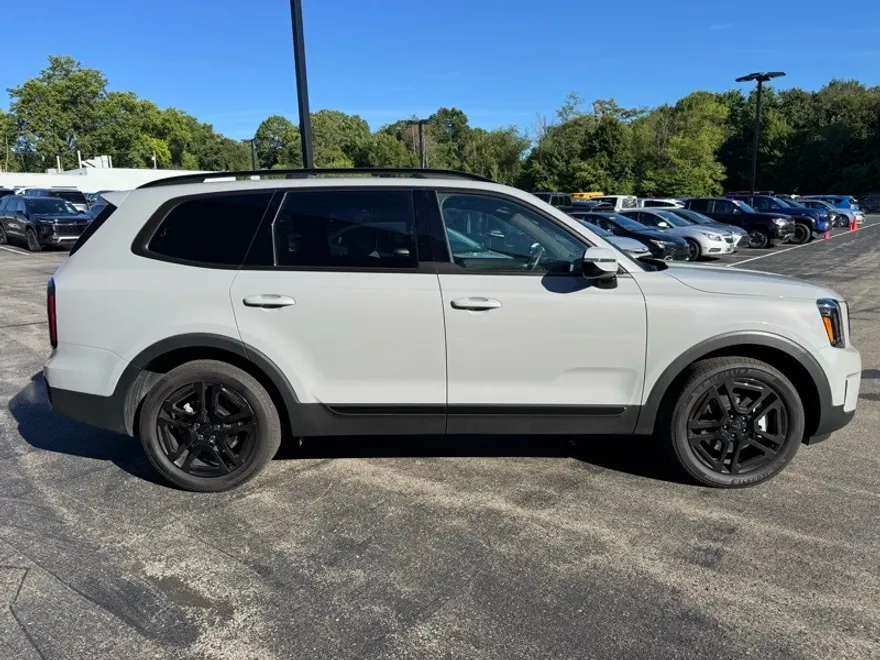 2025 Kia Telluride X-Line photo 1
