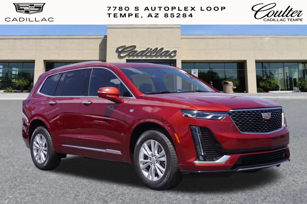 2025 Cadillac XT6 Luxury photo 1