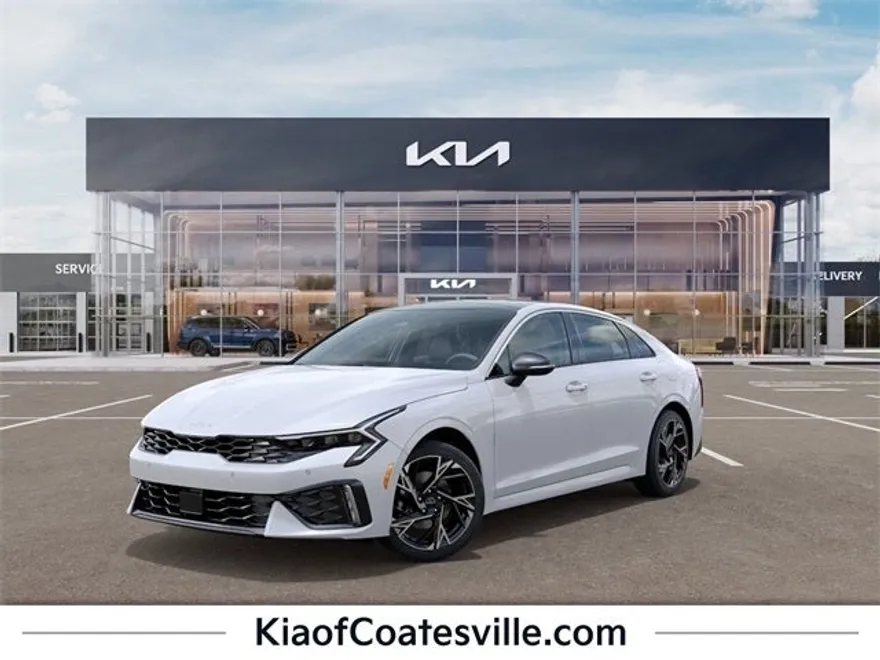 2025 Kia K5 GT-Line photo 1