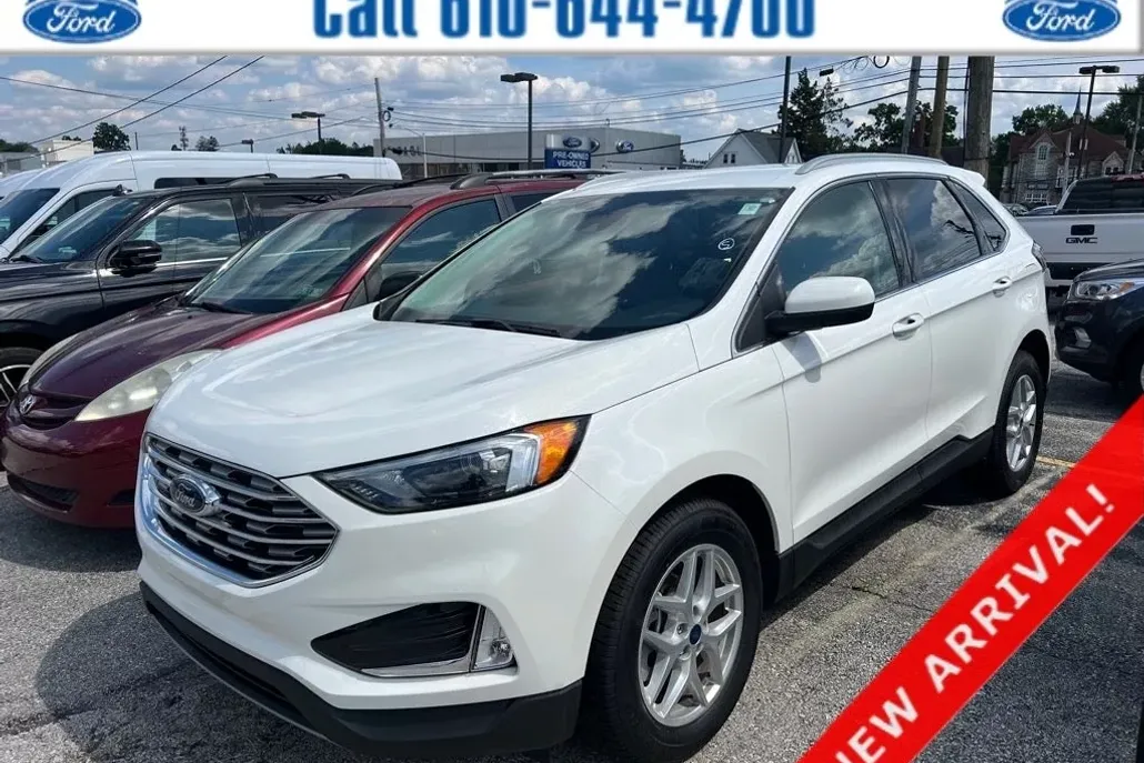 2022 Ford Edge SEL photo 1