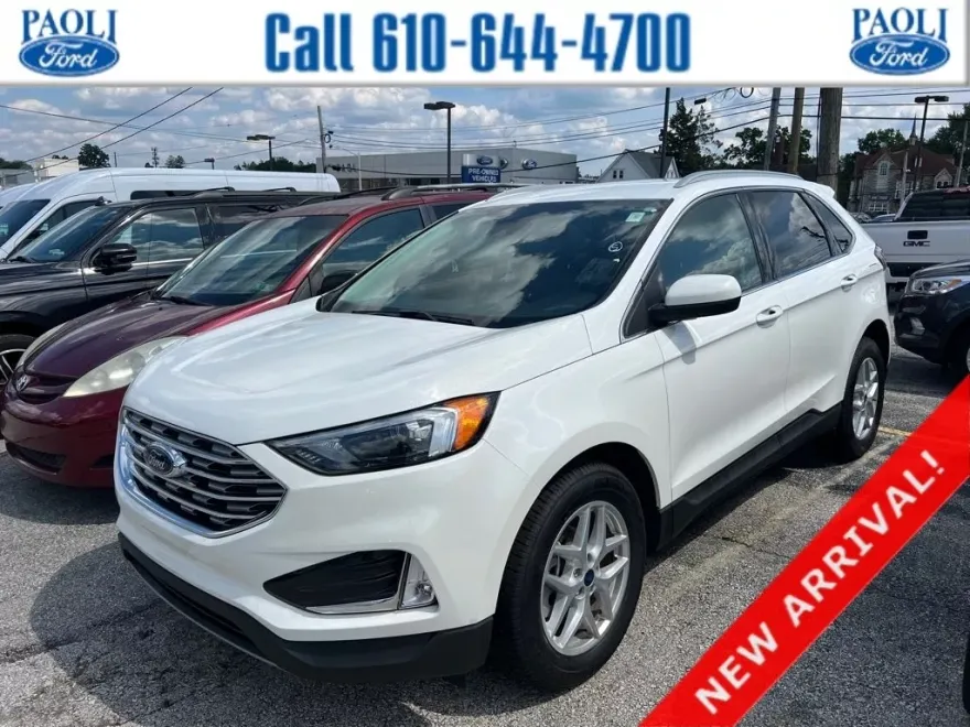 2022 Ford Edge SEL photo 1