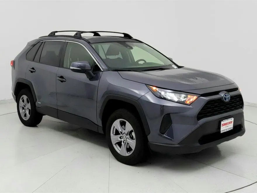 2022 Toyota RAV4 Hybrid LE photo 1
