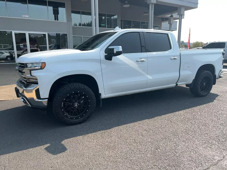 2019 Chevrolet Silverado 1500 LTZ photo 1