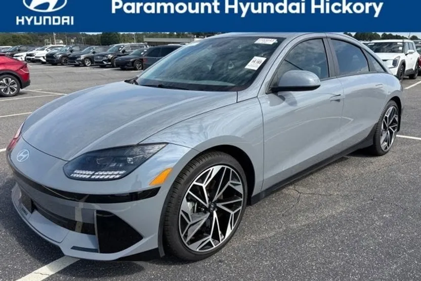2023 Hyundai Ioniq 6 SEL photo 1