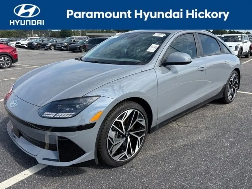 2023 Hyundai Ioniq 6 SEL photo 1