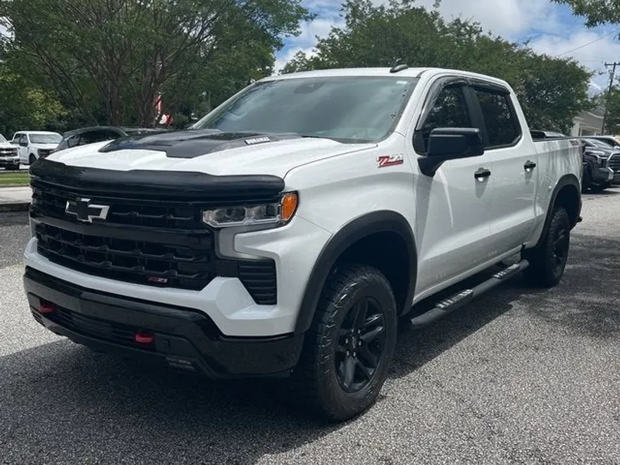 2023 Chevrolet Silverado 1500 LT Trail Boss photo 1