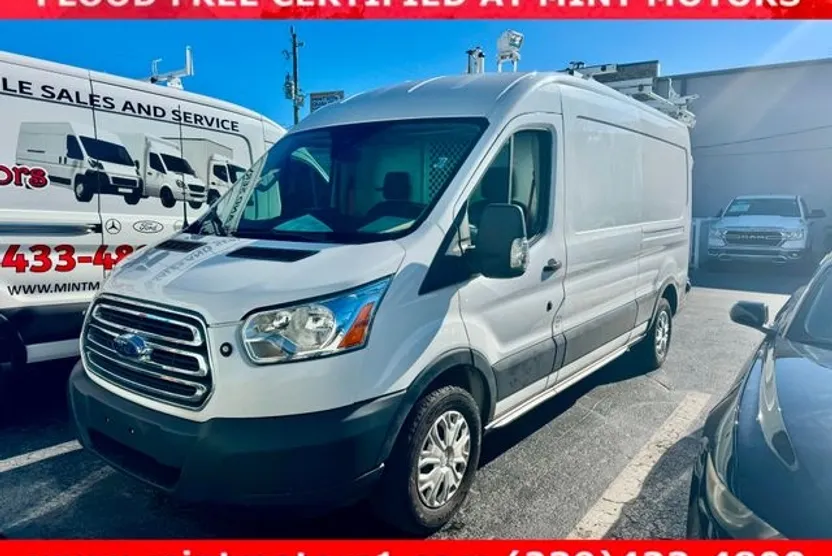 2019 Ford Transit Van photo 1