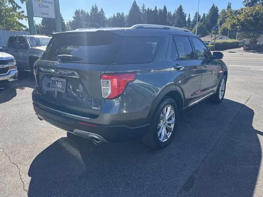 2020 Ford Explorer Limited photo 1