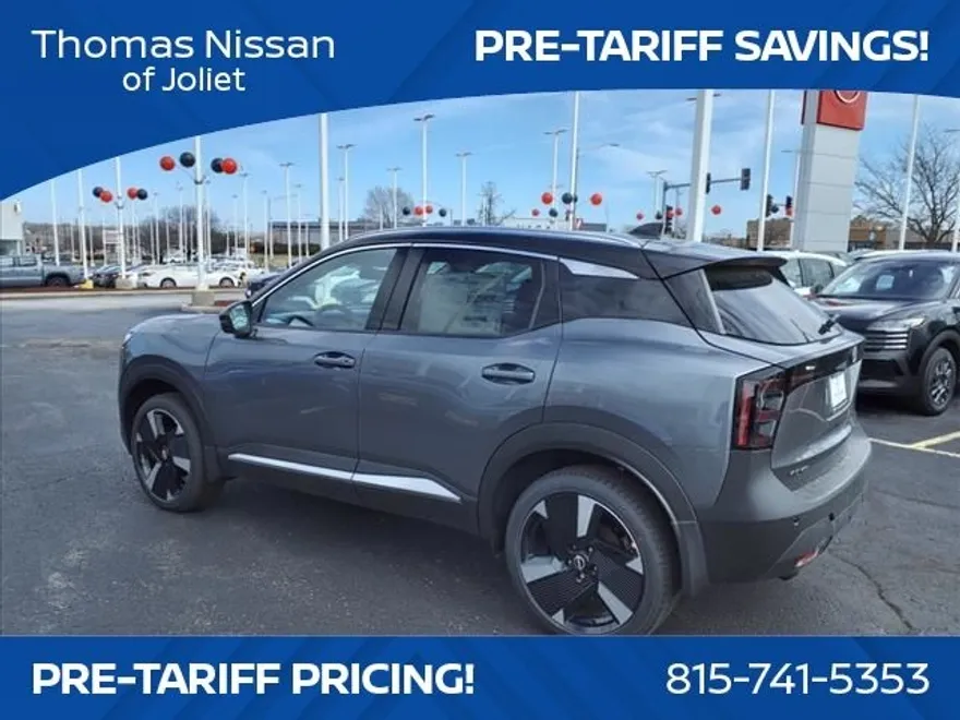 2025 Nissan Kicks SR photo 1