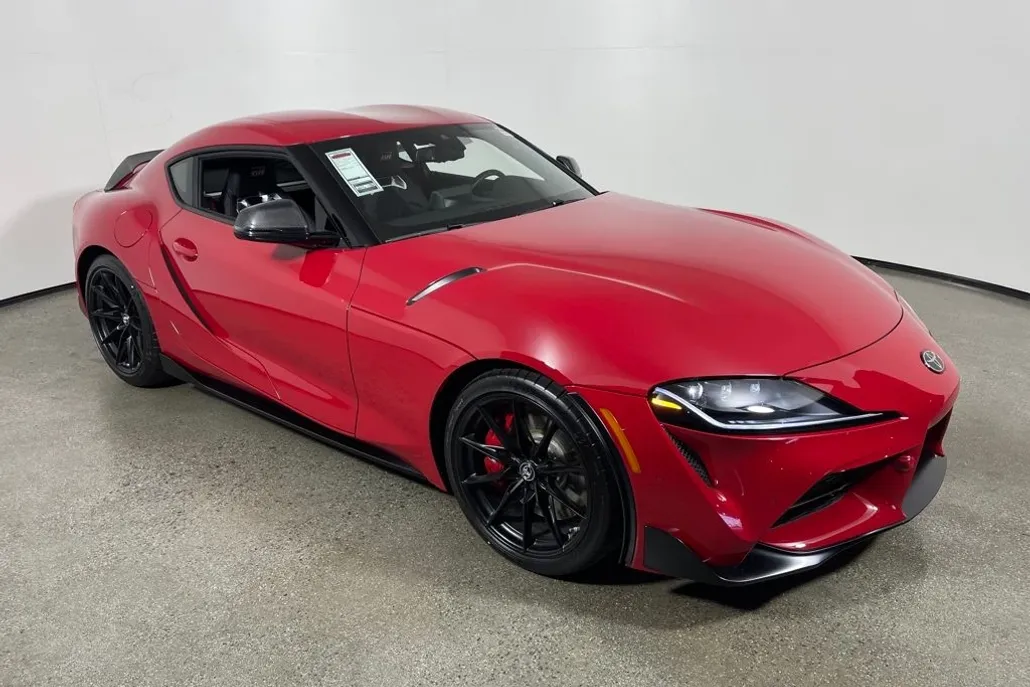 2026 Toyota Supra 3.0 photo 1