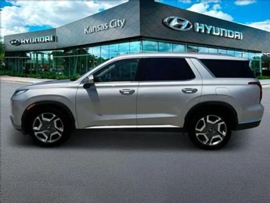 2025 Hyundai Palisade Limited photo 1