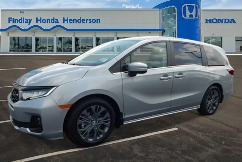 2026 Honda Odyssey Touring photo 1