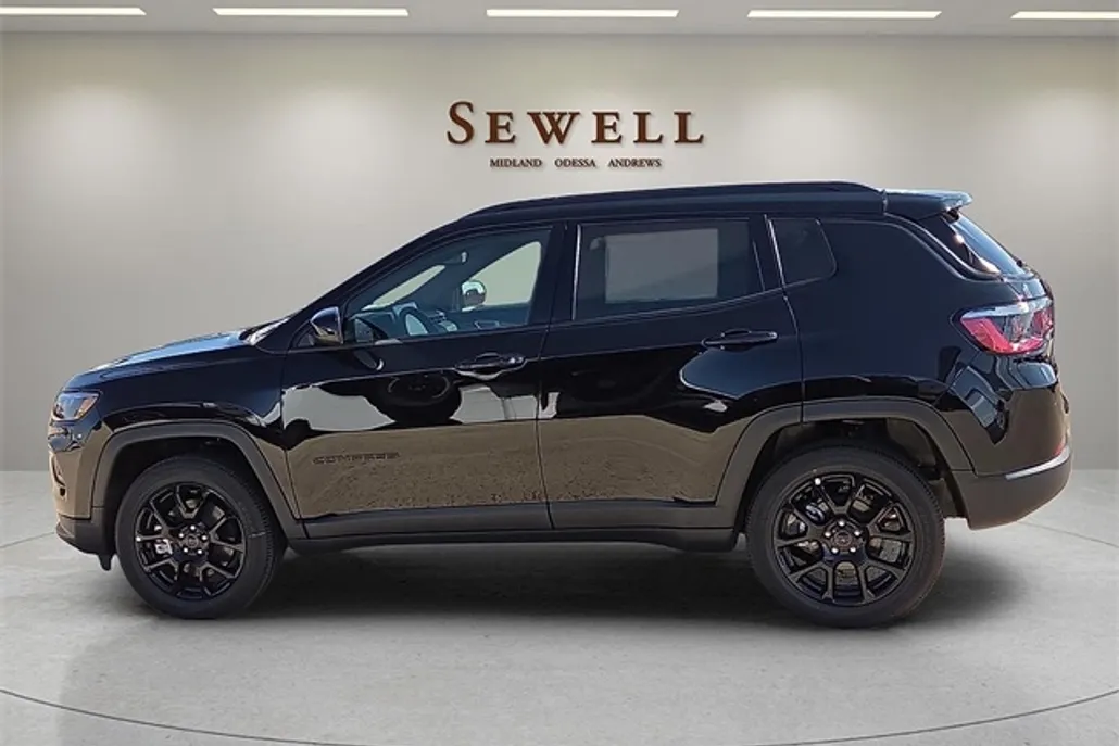 2026 Jeep Compass Latitude photo 1