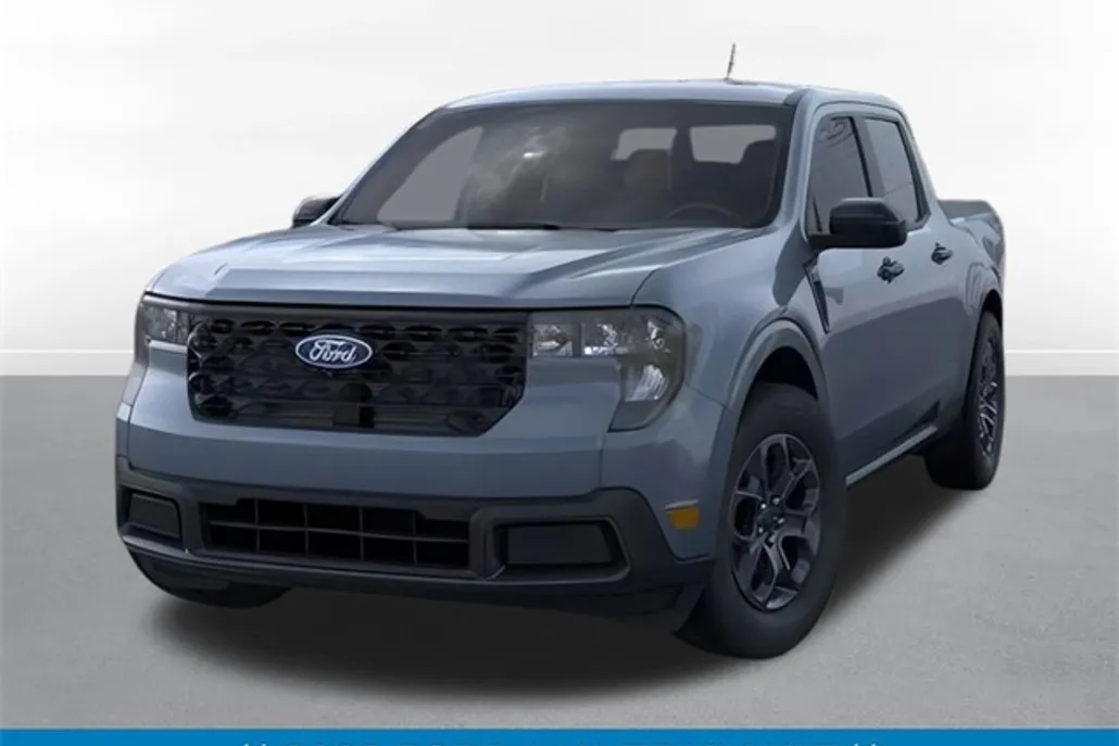 2025 Ford Maverick XLT photo 1