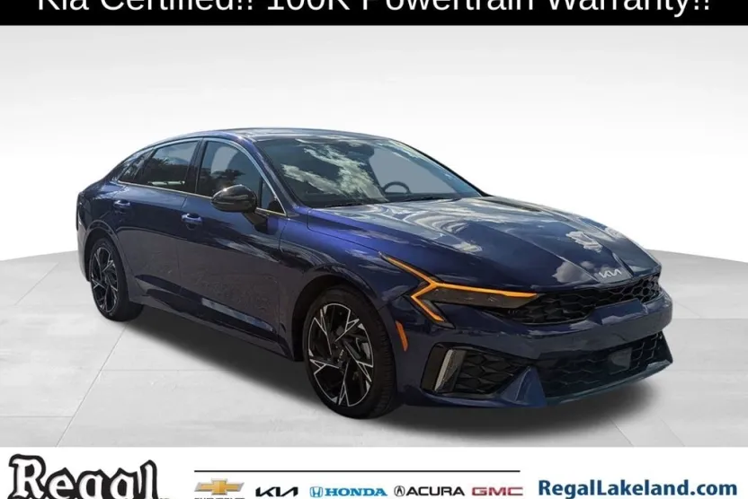 2025 Kia K5 GT-Line photo 1