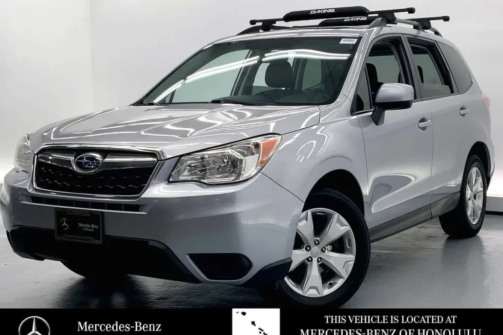 2016 Subaru Forester 2.5i Premium photo 1