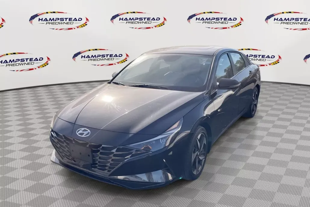 2023 Hyundai Elantra Limited photo 1