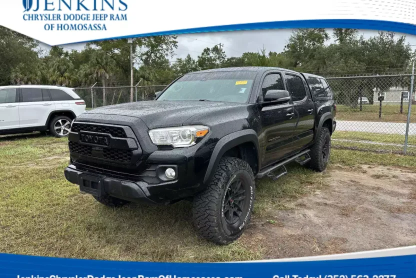 2021 Toyota Tacoma photo 1
