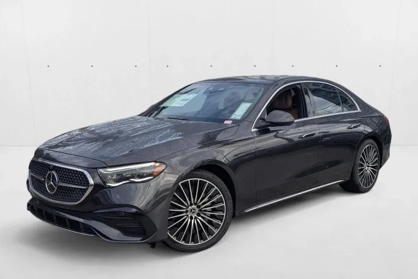 2026 Mercedes Benz E 350 4MATIC Sedan photo 1