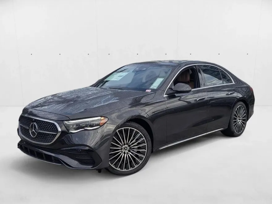 2026 Mercedes Benz E 350 4MATIC Sedan photo 1